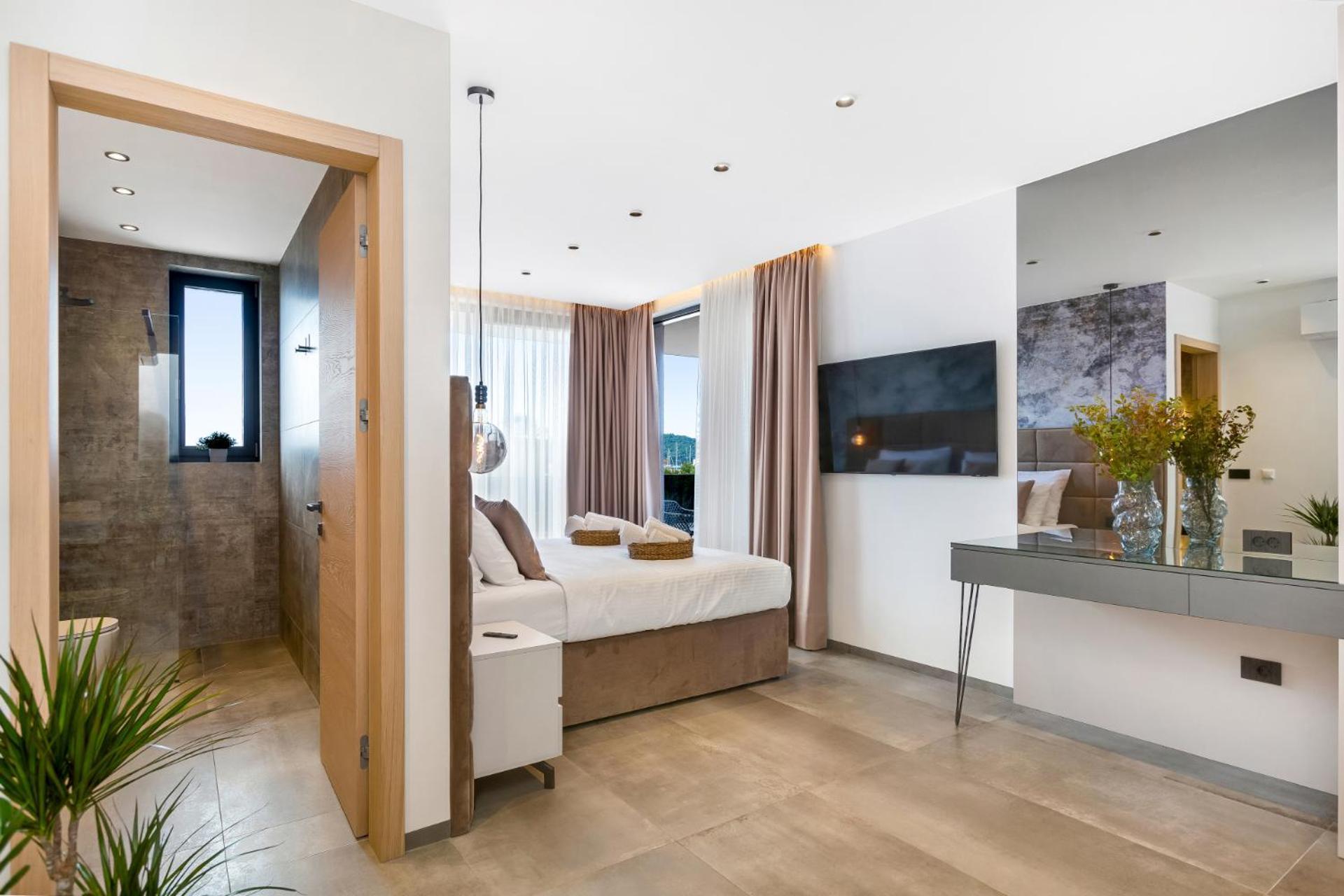 Fly Rooms Medulin - 50M From The Beach - New 2024 Room photo